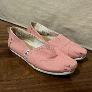 TOMS Women's Pink Slip-On Shoes 7.5